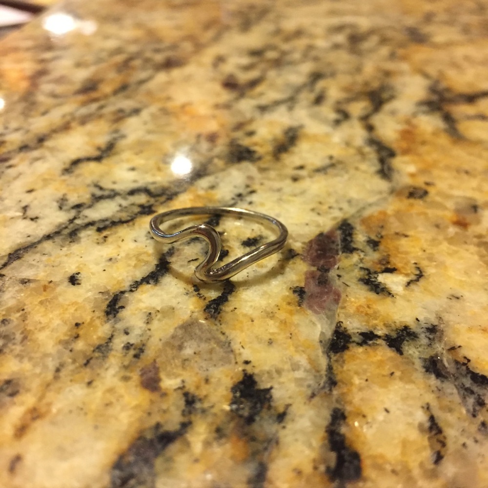 Ocean wave silver ring - Picture 6 of 6